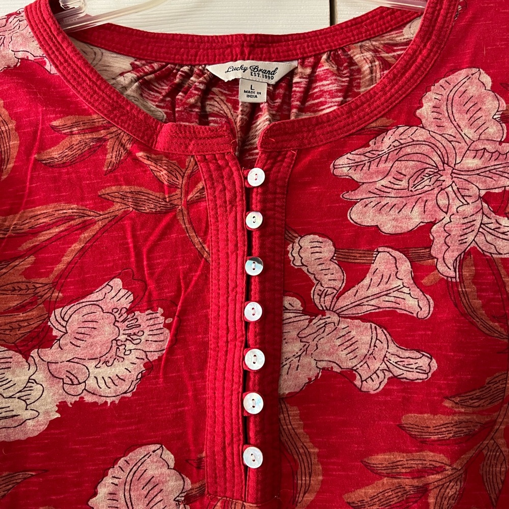 Luck Brand Red Floral Button-Front Top With 3/4 Length Sleeves - Picture 2 of 4